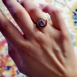 Vintage tear drop rainbow gems 14k gold ring.
